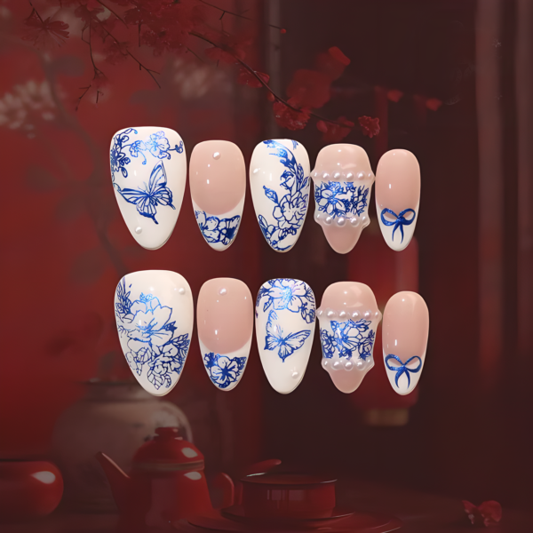 Exquisite Chinese - Style Nail Art Tips: Blue - and - White Porcelain Inspired Elegance